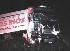 Photo of MARCOS JUAREZ,Accidente por alcance entre dos camiones
